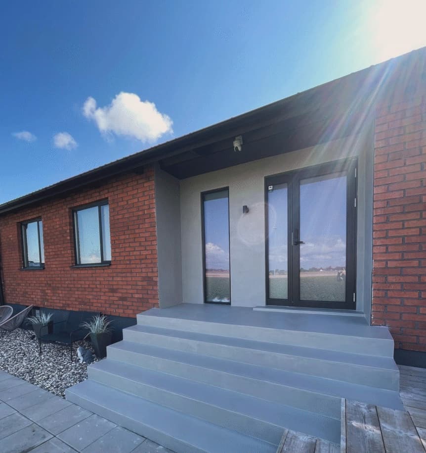 Microcement i Motala – exempel 3 från Lundqvist Måleri & Fasad